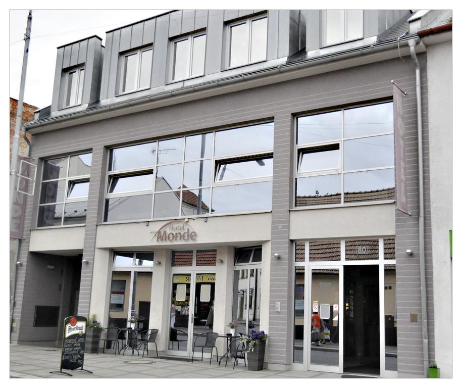 Hotel Monde Uherský Brod Kültér fotó